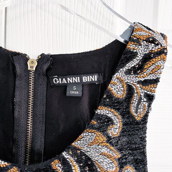 Gianni Bini Floral Metallic Jacquard Brocade Fit & Flare Mini Dress - Picture 3 of 7